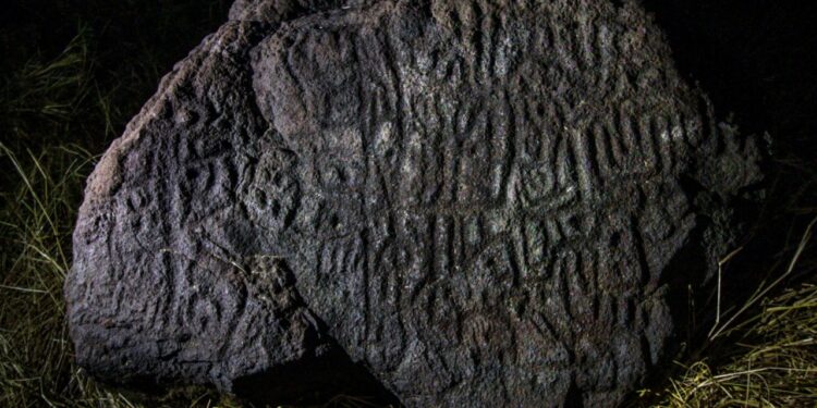 ENCUENTRAN GRÁFICA RUPESTRE EN COLIMA; ES ÚNICA EN SU TIPO