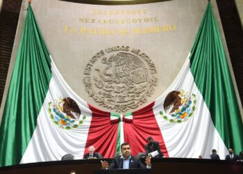 AMLO LE DA LA RAZÓN AL DIPUTADO RIULT RIVERA ANTE LA FACULTAD QUE LA BANCADA MORENISTA OTORGÓ A LOS BANCOS PARA COBRO DE CRÉDITOS EN LA NÓMINA
