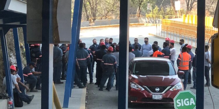 PEÑA COLORADA CUMPLE CON LAS DISPOSICIONES DE LA LEY FEDERAL DEL TRABAJO