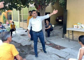 RIULT RIVERA ADECÚA ÁREA VERDE PARA LOS VECINOS DE PRADOS DEL SUR