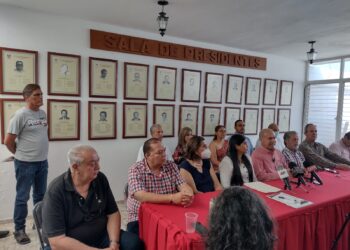 ENTREGA PRI NOMBRAMIENTO A NUEVOS INTEGRANTES DEL COMITÉ EJECUTIVO ESTATAL