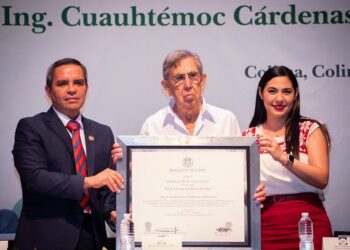 EN COLIMA, RECIBE CUAUHTÉMOC CÁRDENAS MEDALLA AL MÉRITO UNIVERSITARIO “GRAL. LÁZARO CÁRDENAS DEL RÍO”