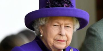 MURIÓ LA REINA ISABEL; “CAYÓ EL PUENTE DE LONDRES”