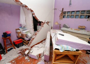 SUPERVISAN VIVIENDAS DAÑADAS EN LOS MUNICIPIOS DEL ESTADO DE COLIMA TRAS LOS RECIENTES SISMOS