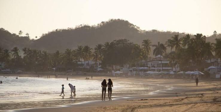 PLAYAS DE COLIMA SON APTAS PARA EL PERIODO VACACIONAL DE INVIERNO