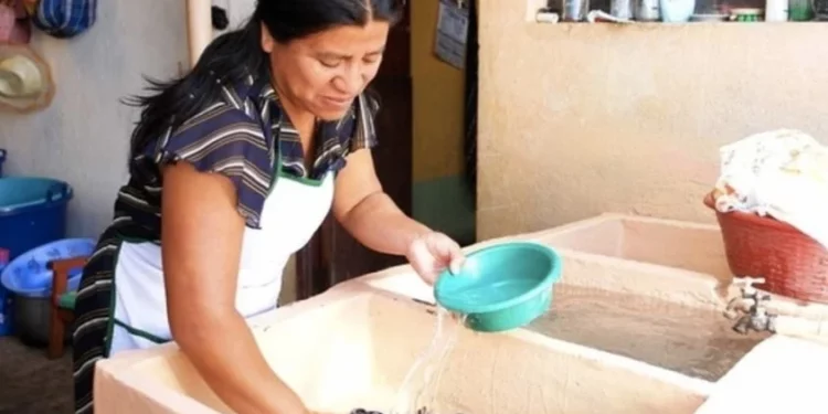 EN MÉXICO AL MENOS 17 MILONES DE MUJERES NO SON ECONÓMICAMENTE ACTIVAS DEBIDO A QUE SE DEDICAN A LAS LABORES DEL HOGAR