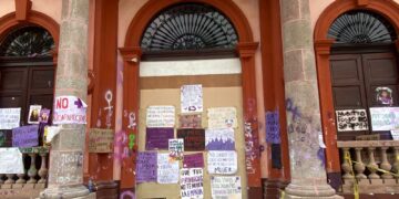 LOS EDIFICIOS NO VALEN MÁS QUE LA VIDA DE LAS PERSONAS: INDIRA VIZCAÍNO