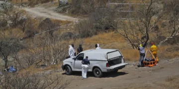 ENCUENTRAN 45 BOLSAS CON RESTOS HUMANOS EN FOSAS CLANDESTINAS EN ZAPOPAN, JALISCO