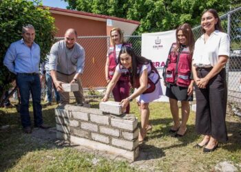 PEÑA COLORADA LLEVA A CABO IMPORTANTE PROGRAMA DE MEJORAMIENTO DE INFRAESTRUCTURA EN PATICAJO Y EL ARRAYANAL