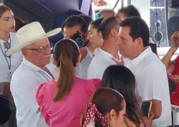 ASISTE “LOCHO” MORÁN A EVENTO DE MORENA EN MANZANILLO