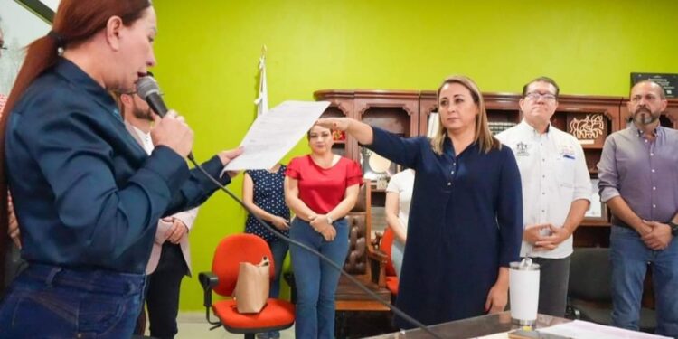 LIZET RODRÍGUEZ SORIANO ES NOMBRADA SECRETARIA GENERAL DEL AYUNTAMIENTO DE VILLA DE ÁLVAREZ