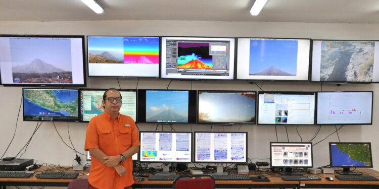 SISMOS DE BAJA INTENSIDAD EN COLIMA, SON NORMALES: RAÚL ARÁMBULA