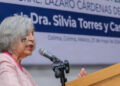 OTORGA UDEC MEDALLA LÁZARO CÁRDENAS A LA CIENTÍFICA MEXICANA SILVIA TORRES